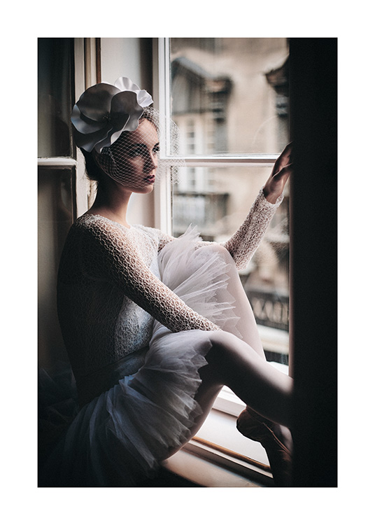 Young Ballerina Plagát / Umelecké fotografie v Desenio AB (11145)