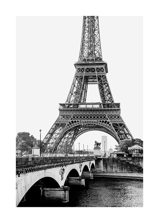 – Čiernobiely plagát Eiffelovej veže 
