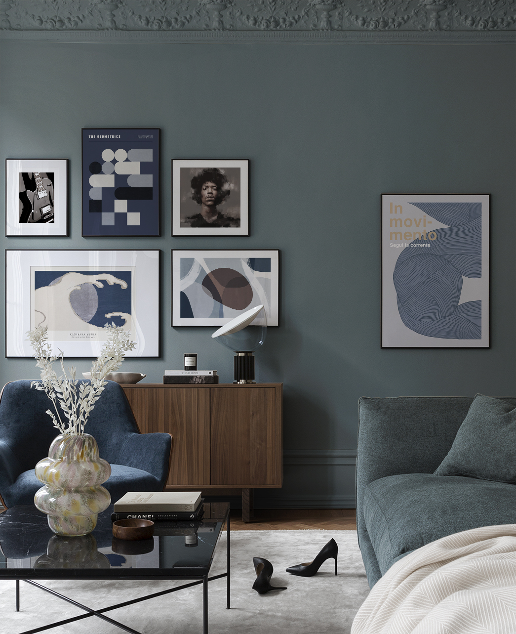 Módne modré umenie do obývačky